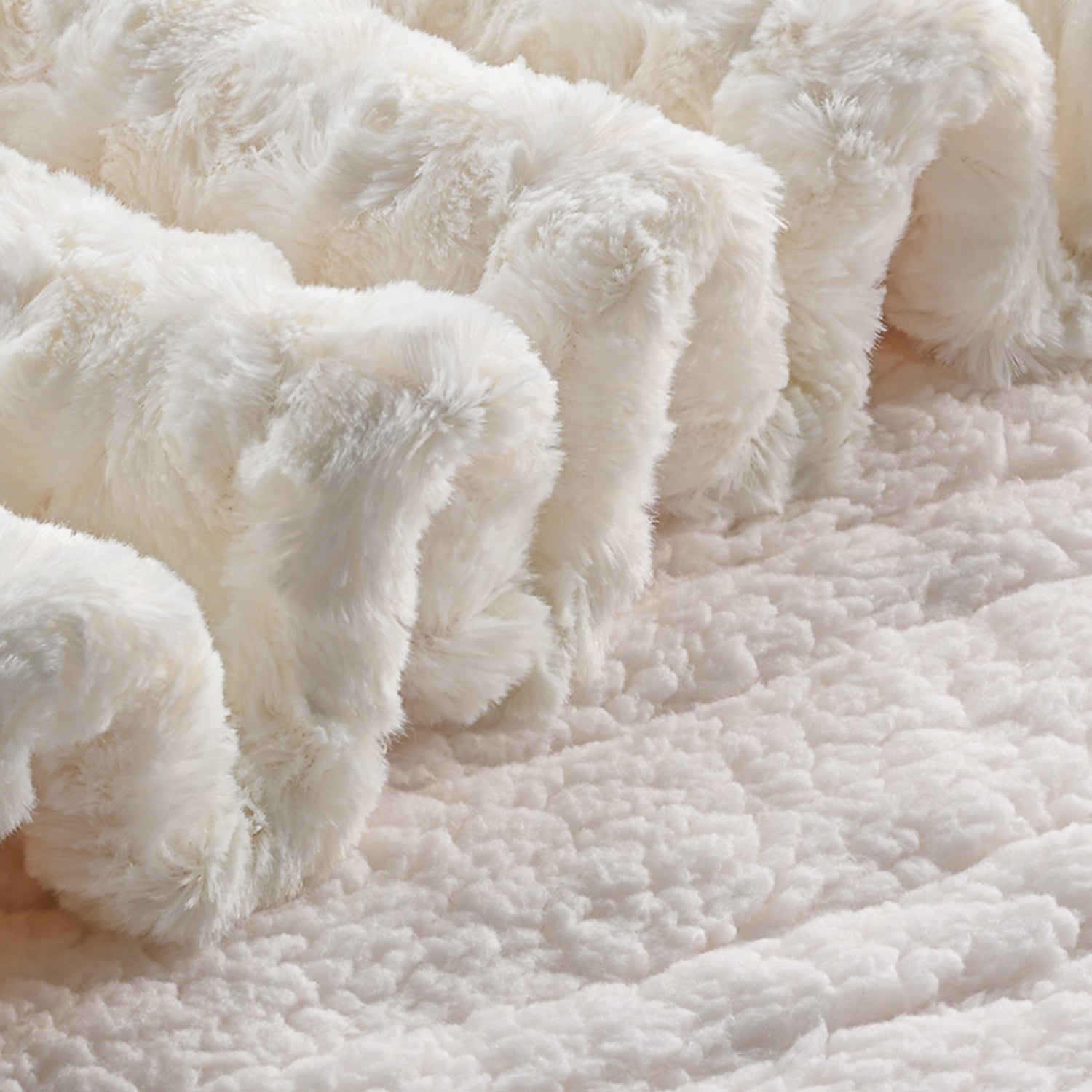 White Rose Flower Patterns Faux Fur & Soft Sherpa Electric Heating Throw