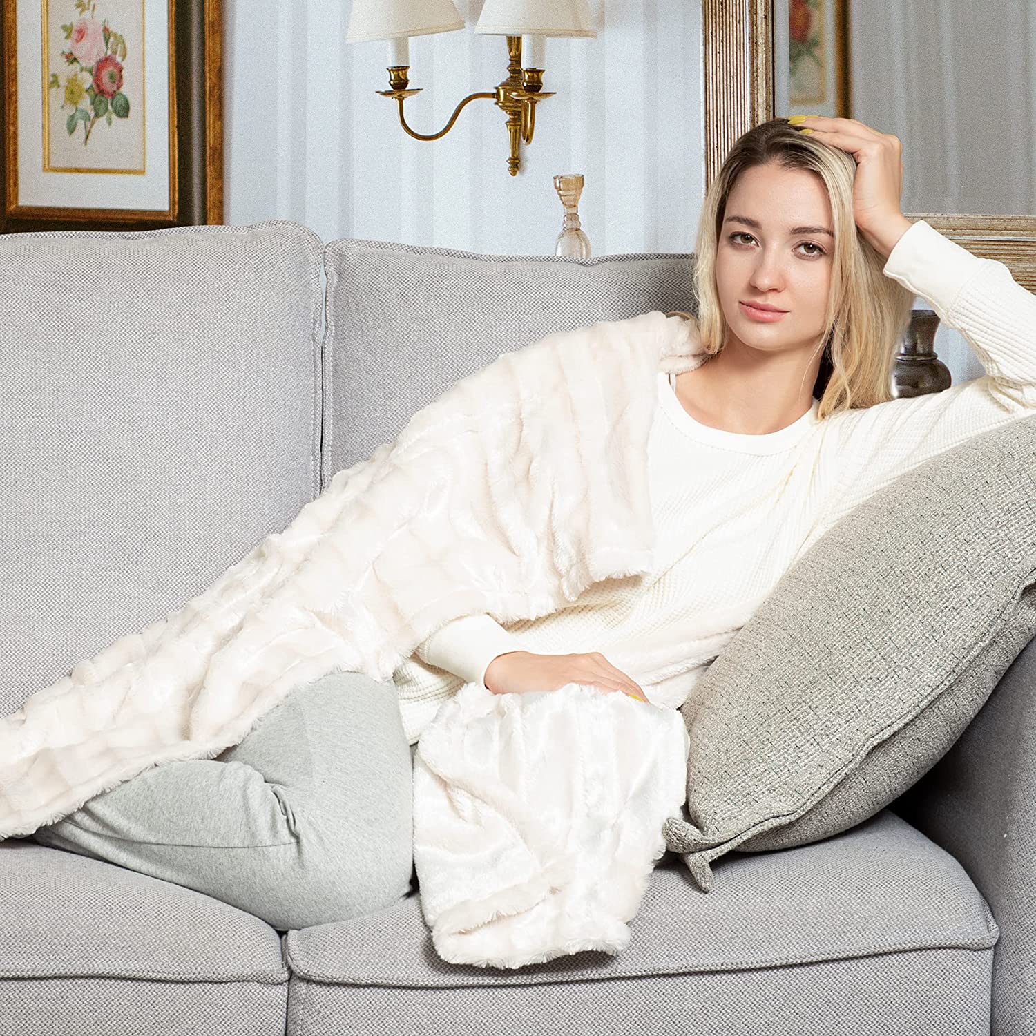 Electric Heating Throw - White